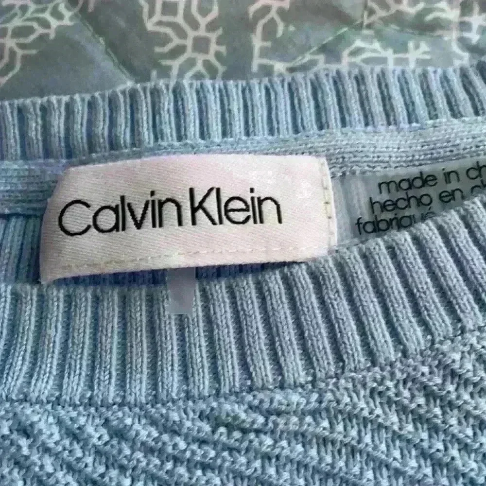 Calvin Klein Sweater